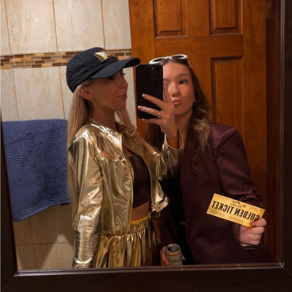 Cropped Gold Jacket - Picture 10 of 14